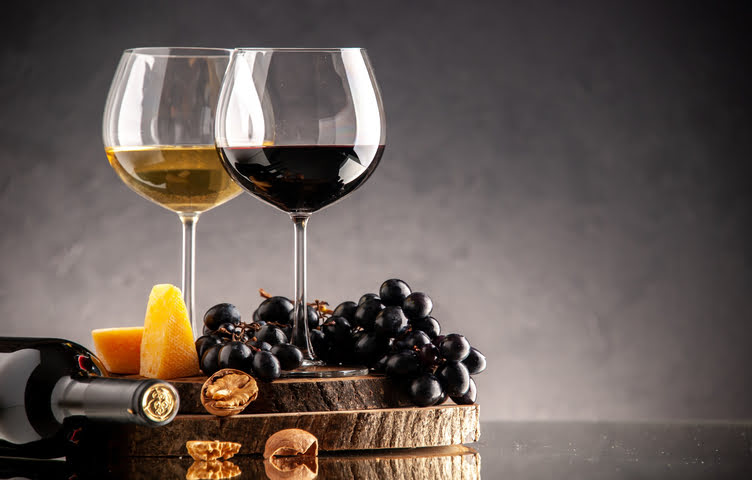 Отличия бокалов для белого и красного вина